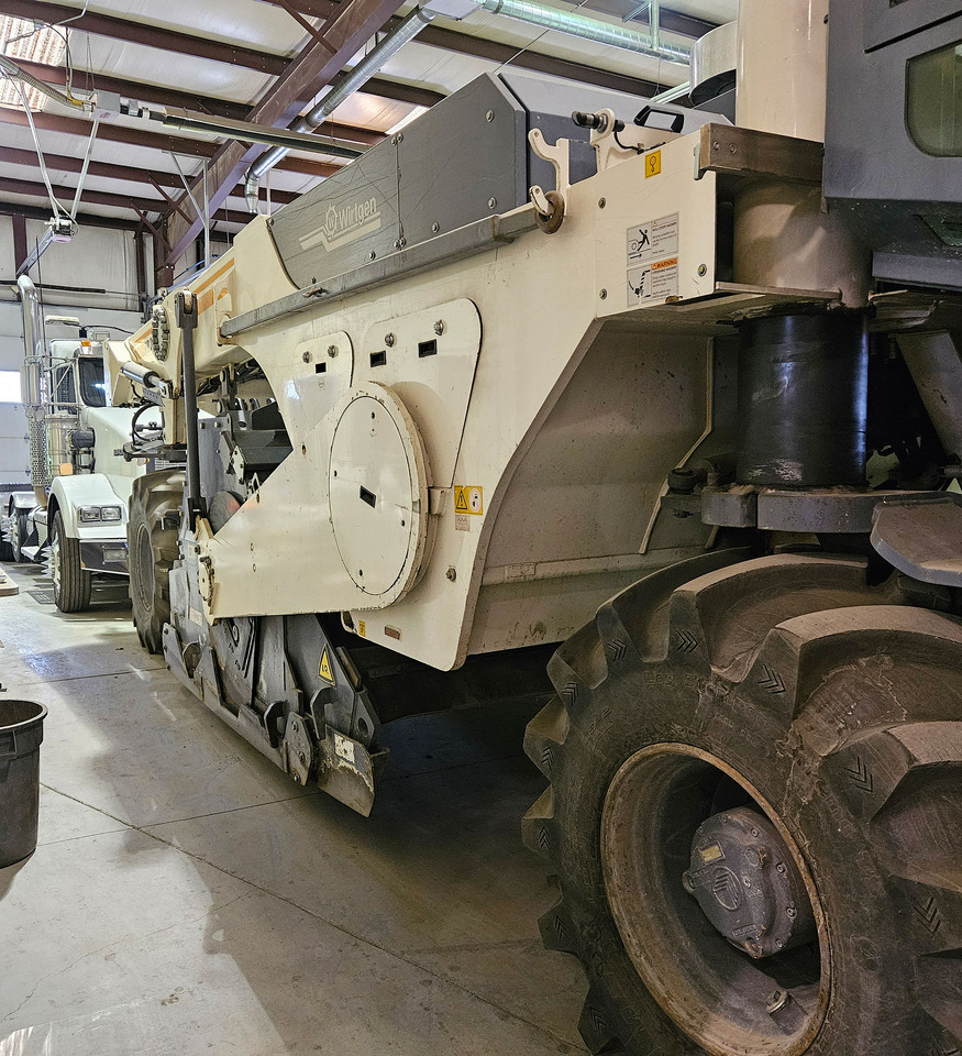 Wirtgen WR 2400 - Stabilisateur: photos 4 Wirtgen WR 2400 - Stabilisateur: photos 4