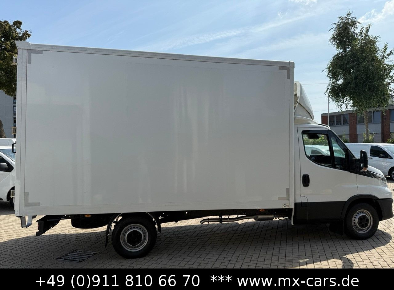 Iveco Daily 35s14 Möbel Maxi 4,33 l / 2,45 hoch 23 m³ - Fourgon grand volume: photos 4 Iveco Daily 35s14 Möbel Maxi 4,33 l / 2,45 hoch 23 m³ - Fourgon grand volume: photos 4