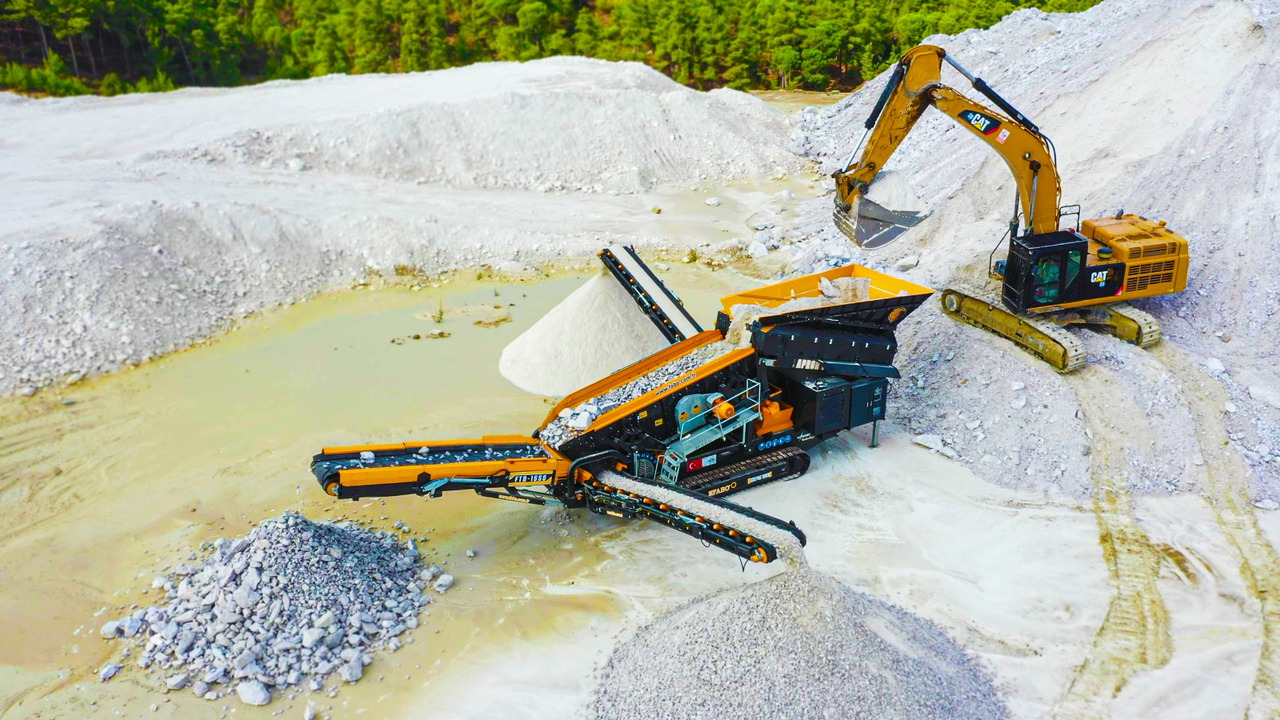 FABO Mobile crusher - Concasseur mobile: photos 2 FABO Mobile crusher - Concasseur mobile: photos 2