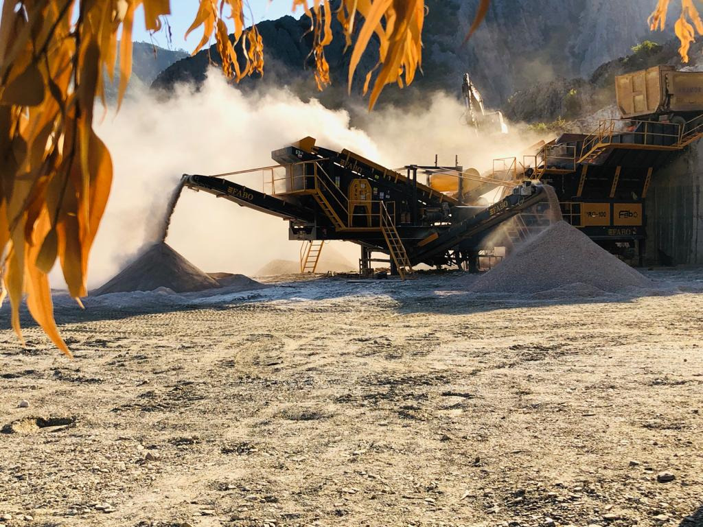 FABO Mobile crusher - Concasseur mobile: photos 2 FABO Mobile crusher - Concasseur mobile: photos 2