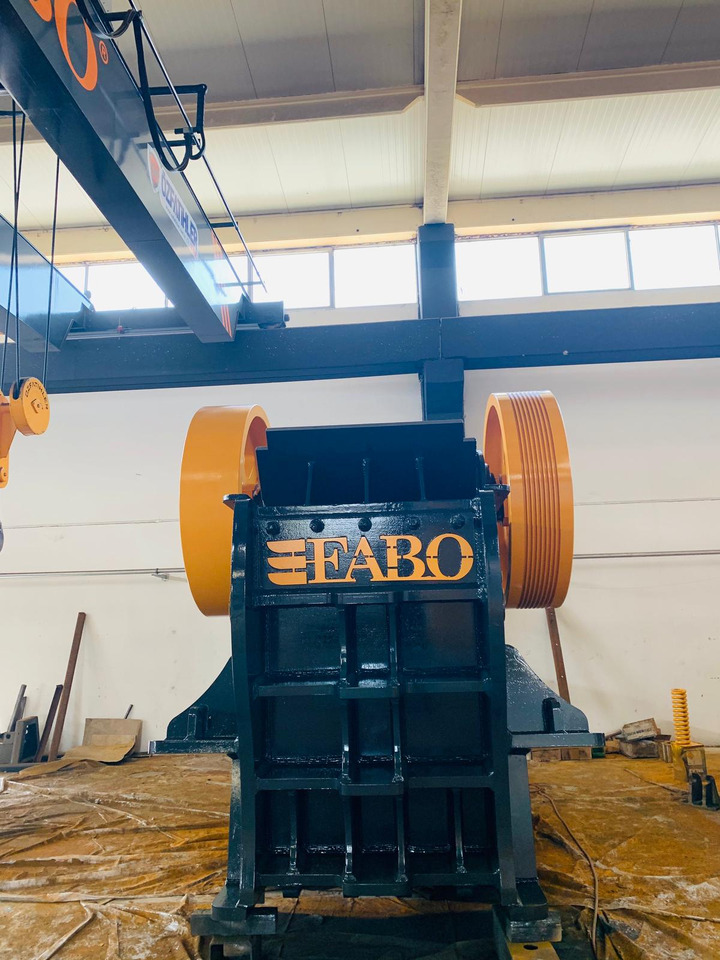 FABO jaw crusher - Concasseur à mâchoires: photos 4 FABO jaw crusher - Concasseur à mâchoires: photos 4