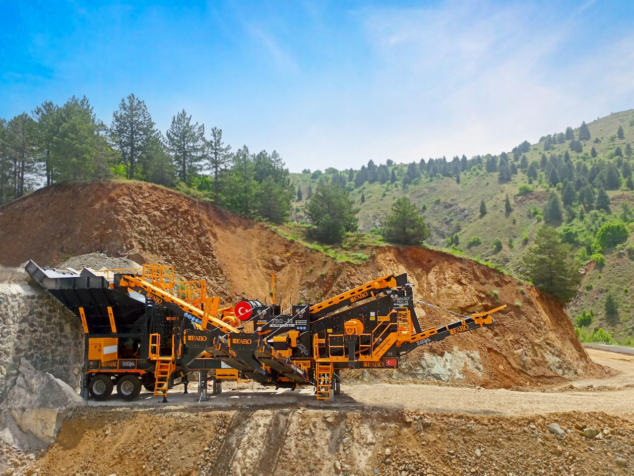 FABO mobile crusher - Concasseur mobile: photos 1 FABO mobile crusher - Concasseur mobile: photos 1
