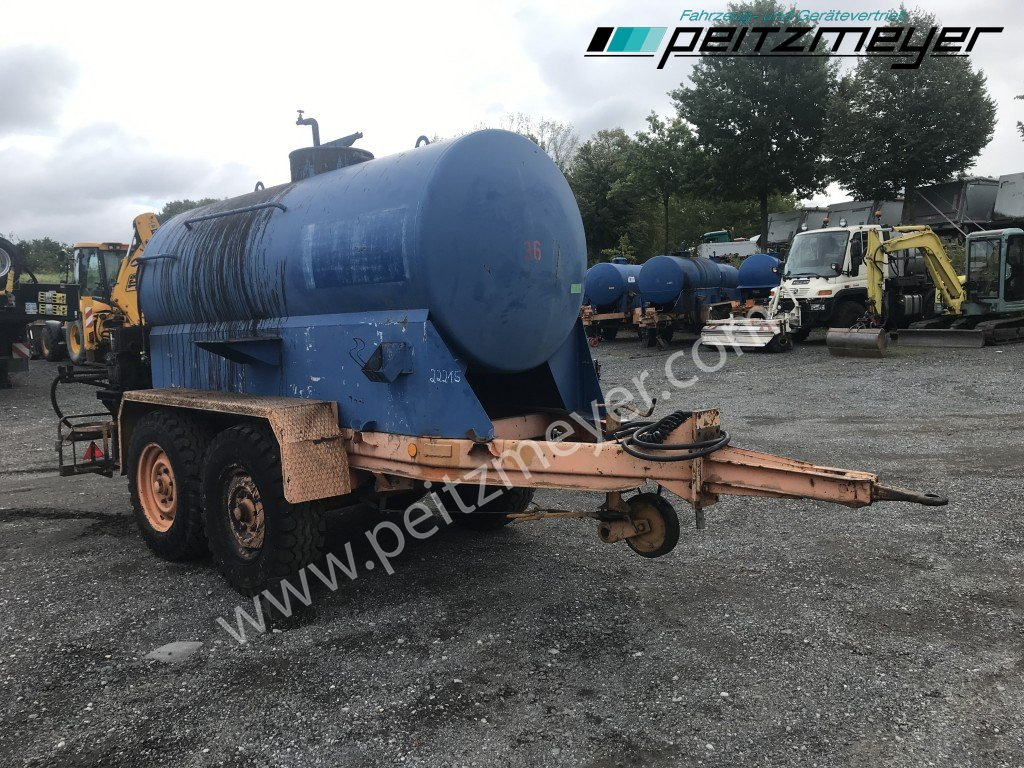 BATHE TANDEMANHÄNGER Bitum / Teerkocher 3,5 m³ - Répandeuse: photos 4 BATHE TANDEMANHÄNGER Bitum / Teerkocher 3,5 m³ - Répandeuse: photos 4