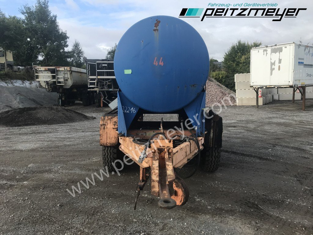 BATHE TANDEMANHÄNGER Bitum / Teerkocher 3,5 m³ Hatz Diesel-Motor 1 B 40 - Répandeuse: photos 5 BATHE TANDEMANHÄNGER Bitum / Teerkocher 3,5 m³ Hatz Diesel-Motor 1 B 40 - Répandeuse: photos 5