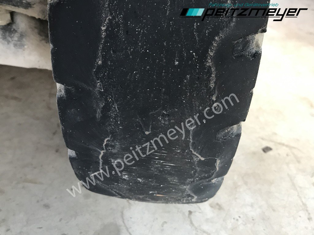 Chariot élévateur diesel JUNGHEINRICH Gabelstapler DFG 425: photos 30 Chariot élévateur diesel JUNGHEINRICH Gabelstapler DFG 425: photos 30