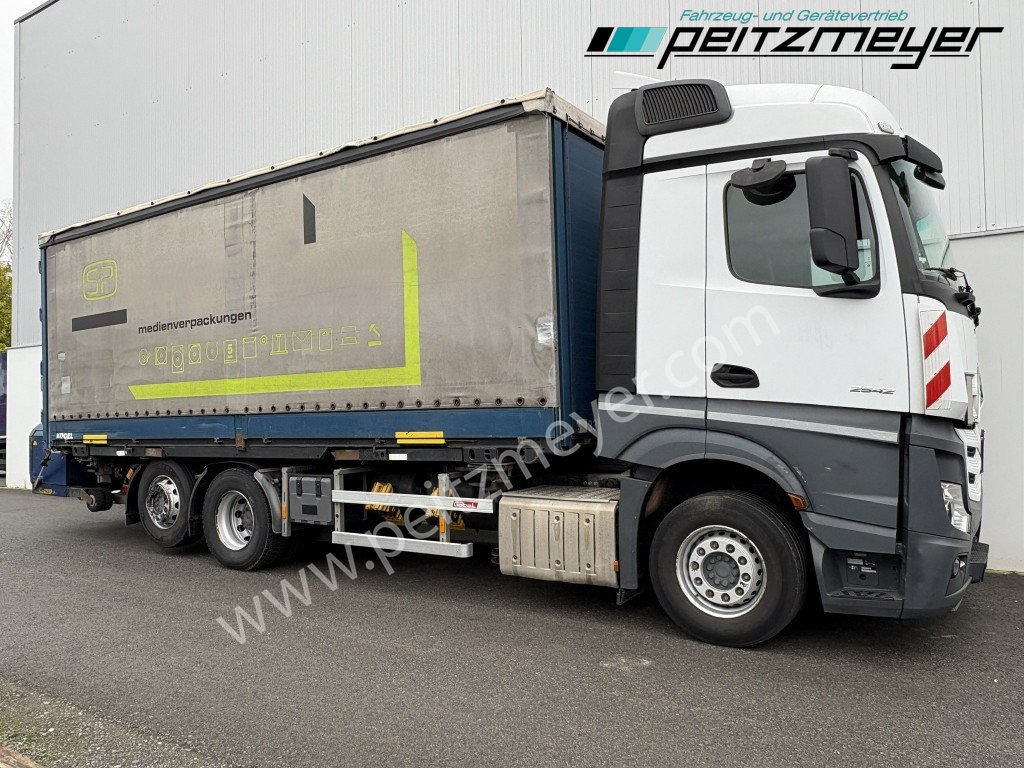 MERCEDES-BENZ Actros 2542 LL BDF Pritsche + Mitnahmestapler komplett - Camion à rideaux coulissants: photos 2 MERCEDES-BENZ Actros 2542 LL BDF Pritsche + Mitnahmestapler komplett - Camion à rideaux coulissants: photos 2