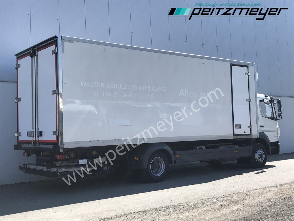 MERCEDES-BENZ Atego 1530 L Tiefkühlkoffer m. LBW, Thermoking T 1200 faltb. LBW 1,5 t., Seitentür, Trennwand - Camion frigorifique: photos 3 MERCEDES-BENZ Atego 1530 L Tiefkühlkoffer m. LBW, Thermoking T 1200 faltb. LBW 1,5 t., Seitentür, Trennwand - Camion frigorifique: photos 3
