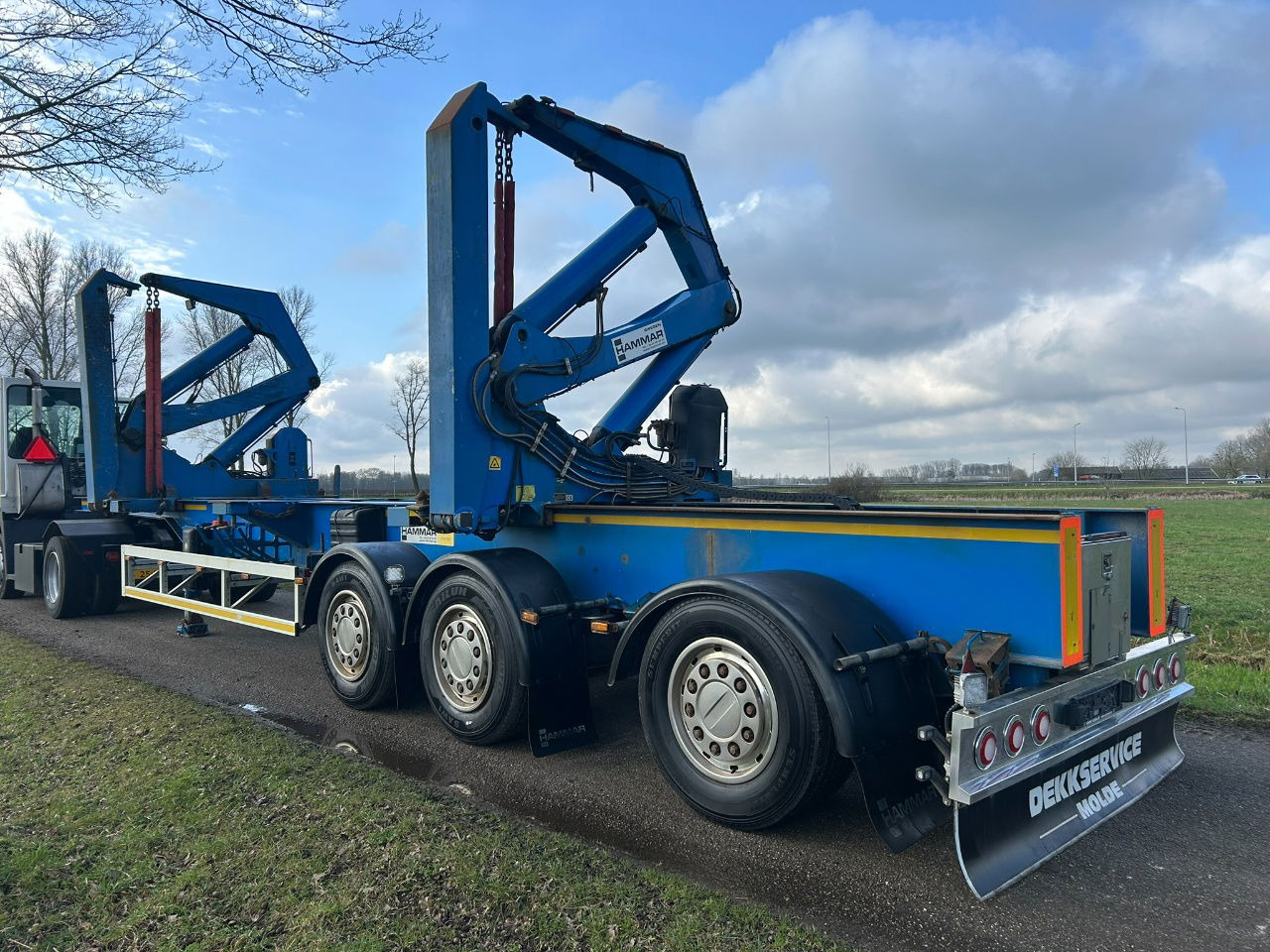 Hammar Sideloader 160 S / 20ft - 2 x 20 ft - 40 - Containers / 33 Tons lifting capacity / Remote control - Semi-remorque porte-conteneur/ Caisse mobile: photos 2 Hammar Sideloader 160 S / 20ft - 2 x 20 ft - 40 - Containers / 33 Tons lifting capacity / Remote control - Semi-remorque porte-conteneur/ Caisse mobile: photos 2