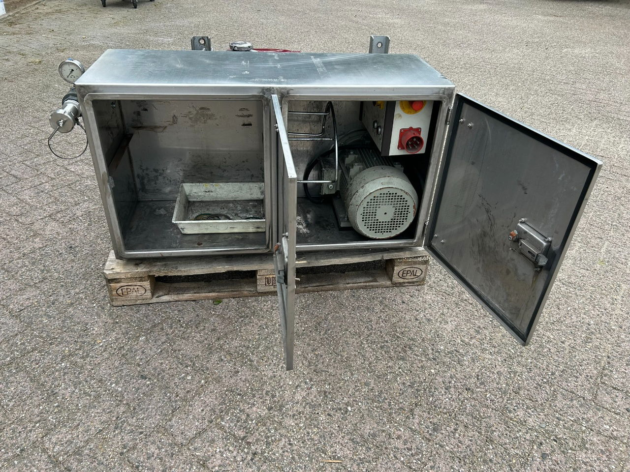 Ingersoll Rand Electro unit 380 v /Liquid compresseor D 150 Agri/Food - Chauffage/ Ventilation pour Camion: photos 2 Ingersoll Rand Electro unit 380 v /Liquid compresseor D 150 Agri/Food - Chauffage/ Ventilation pour Camion: photos 2