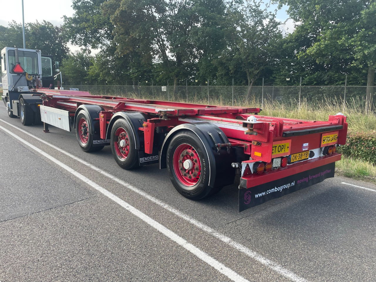 Renders ROC 16.27 CC X steering / Disc brakes /Lifting axle 20-30-40-45 FT HC - Semi-remorque porte-conteneur/ Caisse mobile: photos 2 Renders ROC 16.27 CC X steering / Disc brakes /Lifting axle 20-30-40-45 FT HC - Semi-remorque porte-conteneur/ Caisse mobile: photos 2