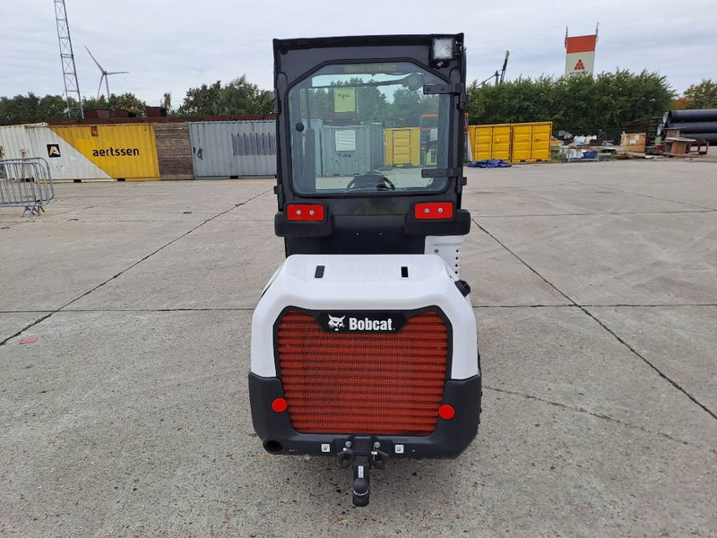 Bobcat L28 - Chargeuse sur pneus: photos 3 Bobcat L28 - Chargeuse sur pneus: photos 3