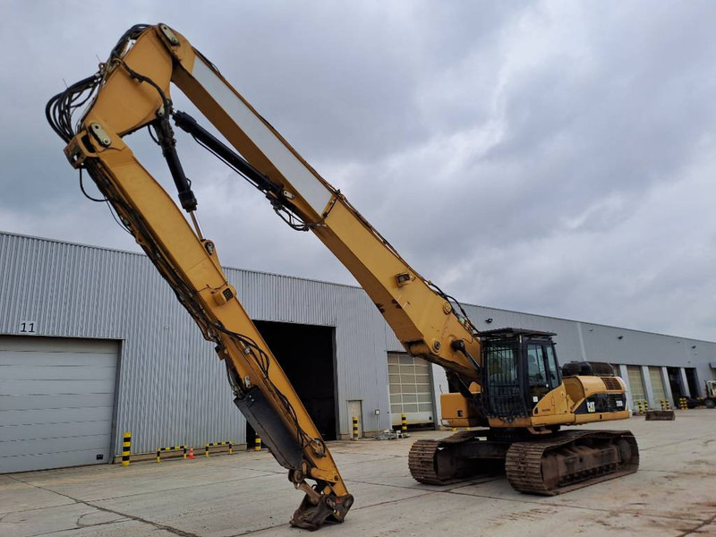 Pelle sur chenille Cat 330DL UHD: photos 7