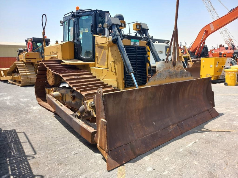 Cat D6R LGP (Abu Dhabi) - Bulldozer: photos 5 Cat D6R LGP (Abu Dhabi) - Bulldozer: photos 5