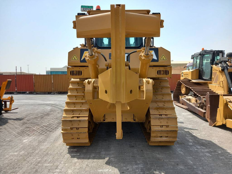 Cat D8R (Abu Dhabi) - Bulldozer: photos 4 Cat D8R (Abu Dhabi) - Bulldozer: photos 4
