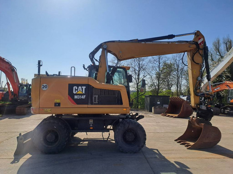 Cat M314F - Pelle sur pneus: photos 5 Cat M314F - Pelle sur pneus: photos 5