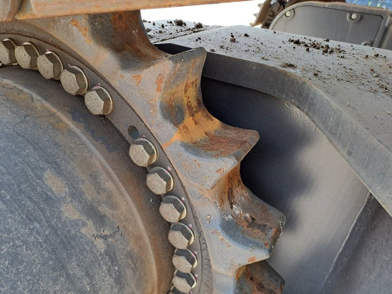 Pelle sur chenille neuf Doosan DX530LC-7M: photos 14