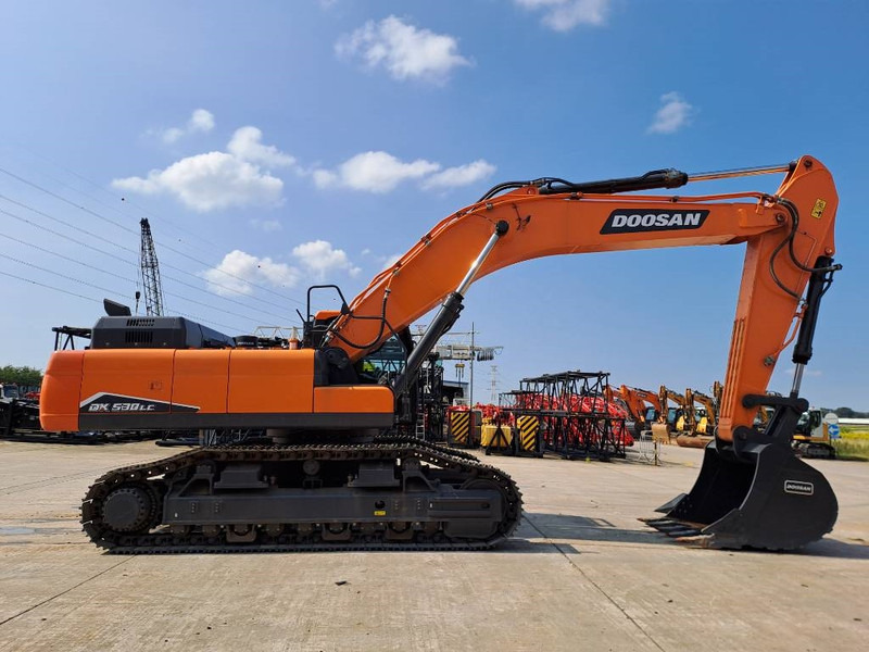 Doosan DX530LC-7M - Pelle sur chenille: photos 5 Doosan DX530LC-7M - Pelle sur chenille: photos 5