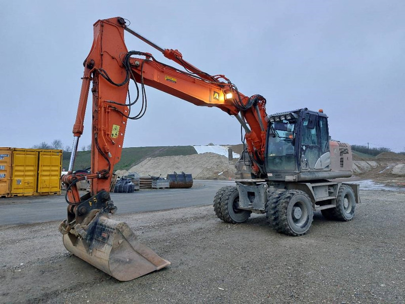 Hitachi ZX 170 W-5 B - Pelle sur pneus: photos 2 Hitachi ZX 170 W-5 B - Pelle sur pneus: photos 2