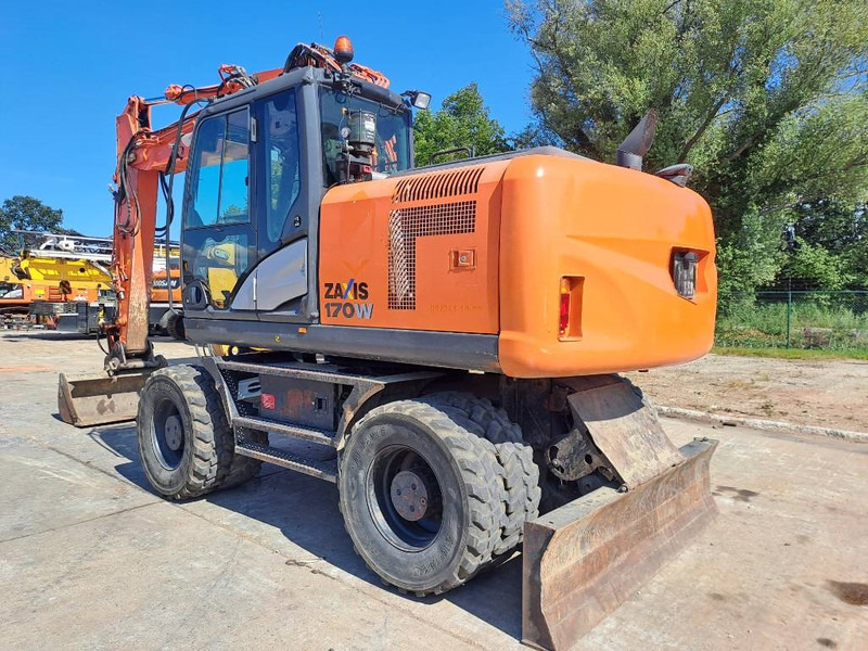 Hitachi ZX 170 W-5 B - Pelle sur pneus: photos 2 Hitachi ZX 170 W-5 B - Pelle sur pneus: photos 2