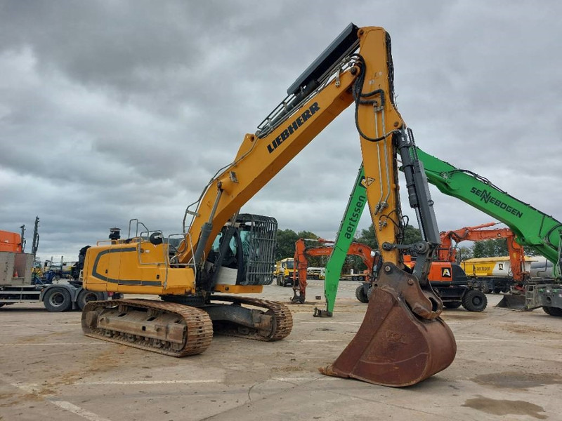 Liebherr R 936 LC - Pelle sur chenille: photos 3 Liebherr R 936 LC - Pelle sur chenille: photos 3