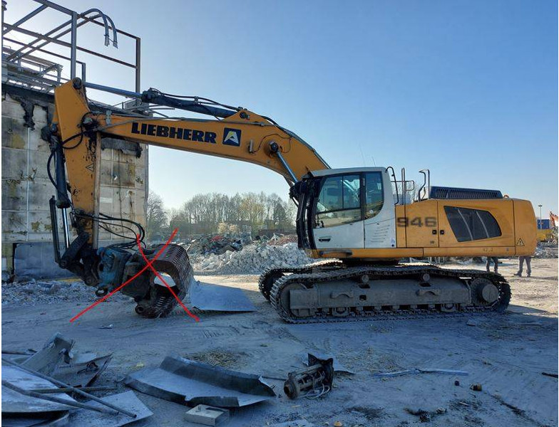 Liebherr R 946 - Pelle sur chenille: photos 1 Liebherr R 946 - Pelle sur chenille: photos 1