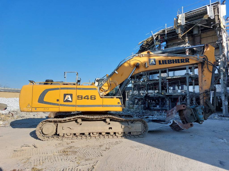 Liebherr R 946 - Pelle sur chenille: photos 3 Liebherr R 946 - Pelle sur chenille: photos 3