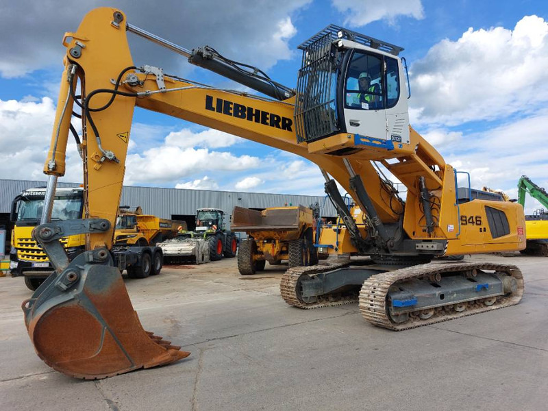 Liebherr R946LC (Lifting Cab) - Pelle sur chenille: photos 1 Liebherr R946LC (Lifting Cab) - Pelle sur chenille: photos 1