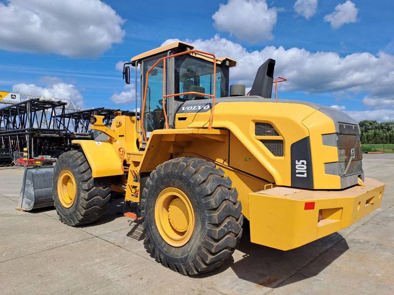 Volvo L 105 - Chargeuse sur pneus: photos 2 Volvo L 105 - Chargeuse sur pneus: photos 2