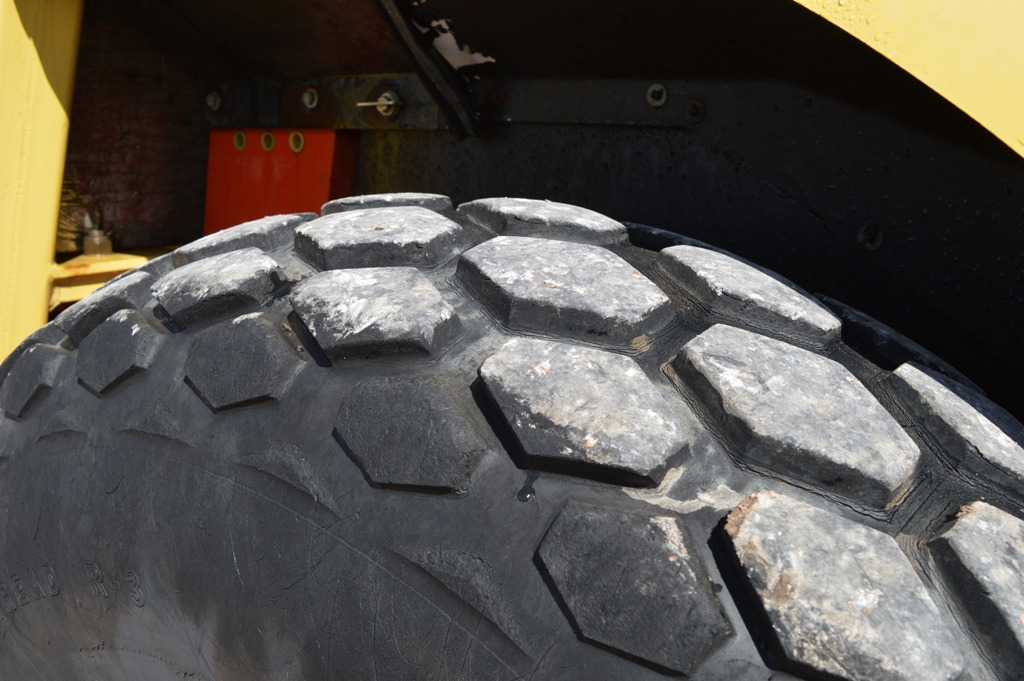 DYNAPAC CA152D - Compacteur: photos 5 DYNAPAC CA152D - Compacteur: photos 5