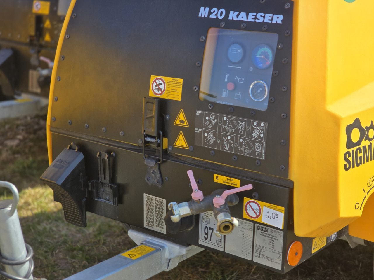 KAESER M20 - Compresseur d'air: photos 5 KAESER M20 - Compresseur d'air: photos 5