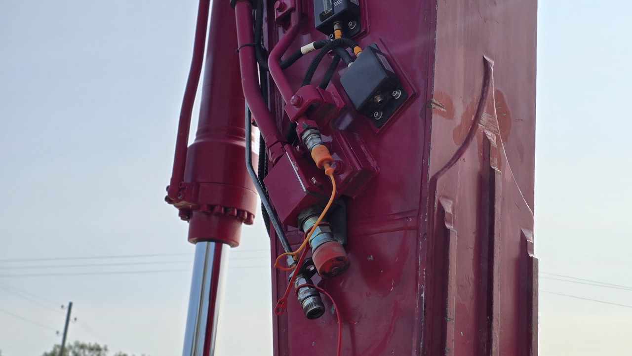 Pelle sur chenille KOBELCO SK210LC-10: photos 9 Pelle sur chenille KOBELCO SK210LC-10: photos 9