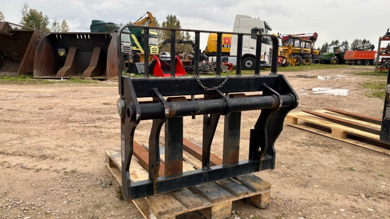Manitou 2.9t and 3.5t - Fourches pour Chargeuse sur pneus télescopique: photos 3 Manitou 2.9t and 3.5t - Fourches pour Chargeuse sur pneus télescopique: photos 3