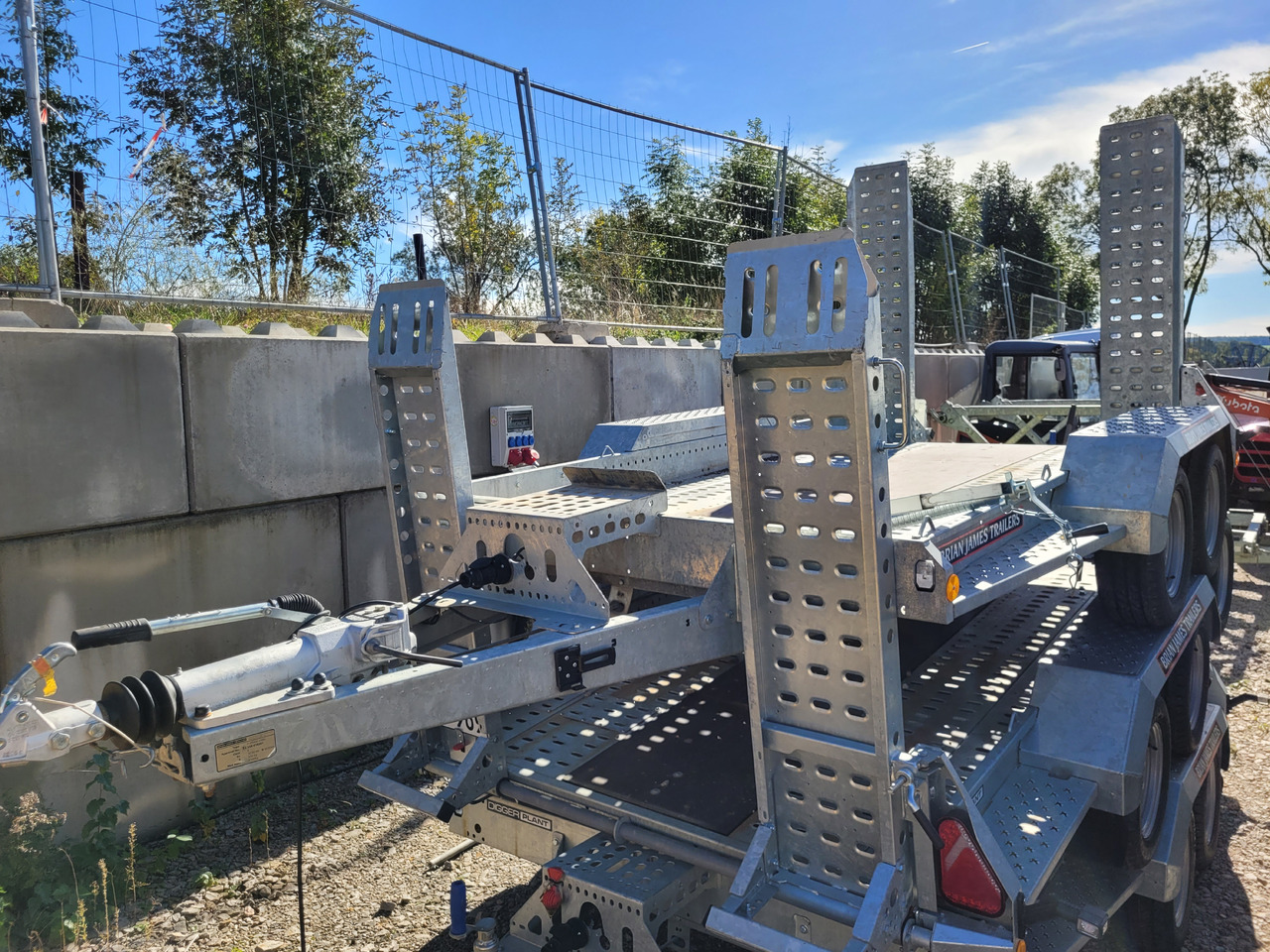 Remorque neuf BRIAN JAMES TRAILERS P DRAW 2400. 3500kg,: photos 1