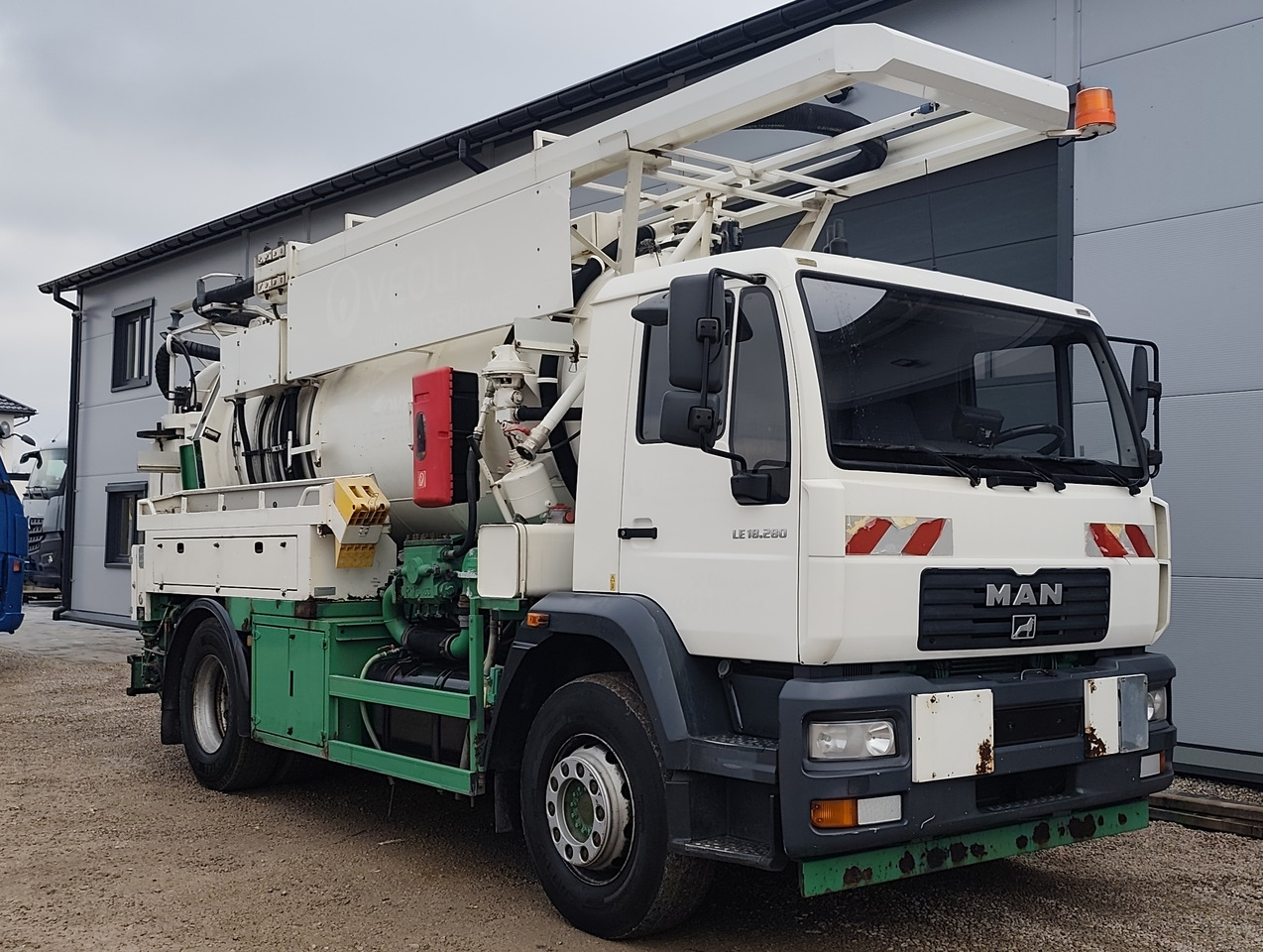 MAN MULLER - Camion hydrocureur: photos 4 MAN MULLER - Camion hydrocureur: photos 4