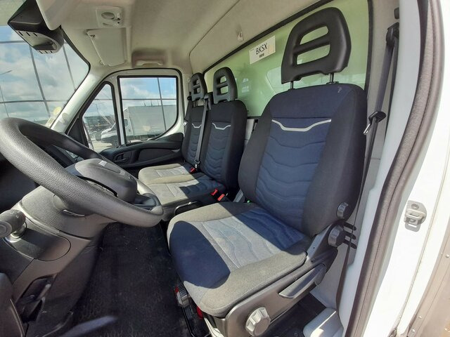 IVECO Daily 35C16H 3.0 KASTEN+LIFT+TEMPOMAT+DAB+KLIMA... - Fourgon utilitaire: photos 5 IVECO Daily 35C16H 3.0 KASTEN+LIFT+TEMPOMAT+DAB+KLIMA... - Fourgon utilitaire: photos 5