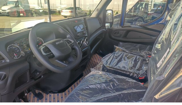 IVECO Daily 35S18H V Kastenwagen Klima Pilot DAB... - Fourgon utilitaire: photos 4 IVECO Daily 35S18H V Kastenwagen Klima Pilot DAB... - Fourgon utilitaire: photos 4