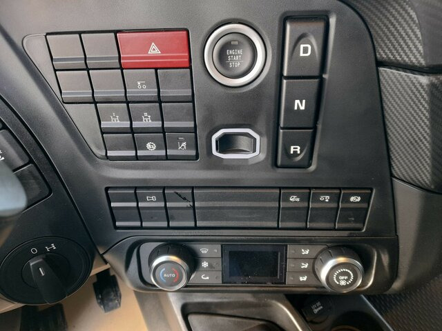 IVECO X-Way AT280X46Y/PS ON++LED+KRAN + KIPPMULDE... - Camion grue, Camion plateau: photos 5 IVECO X-Way AT280X46Y/PS ON++LED+KRAN + KIPPMULDE... - Camion grue, Camion plateau: photos 5