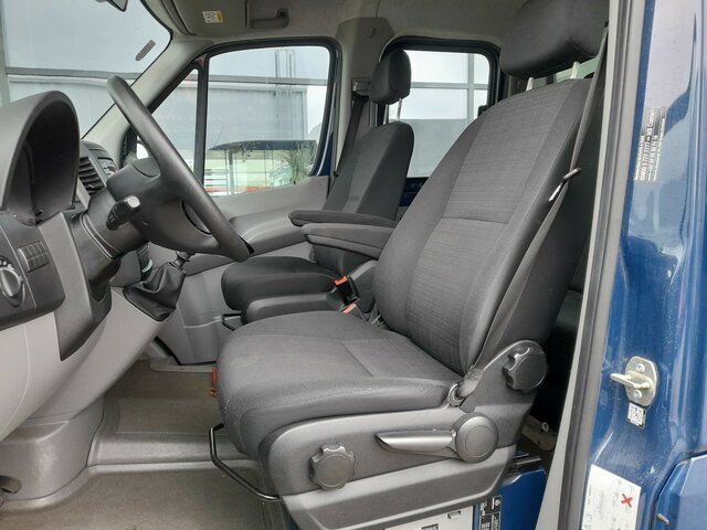 MERCEDES-BENZ Sprinter 316 DOKA 4X4+6 LOCURI+BENA TRANSPORT... - Minibus, Transport de personnes: photos 5 MERCEDES-BENZ Sprinter 316 DOKA 4X4+6 LOCURI+BENA TRANSPORT... - Minibus, Transport de personnes: photos 5
