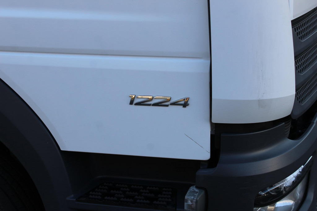 Mercedes-Benz Atego 1224 E6 Klima Laderbordwand AHK - Camion: photos 4 Mercedes-Benz Atego 1224 E6 Klima Laderbordwand AHK - Camion: photos 4