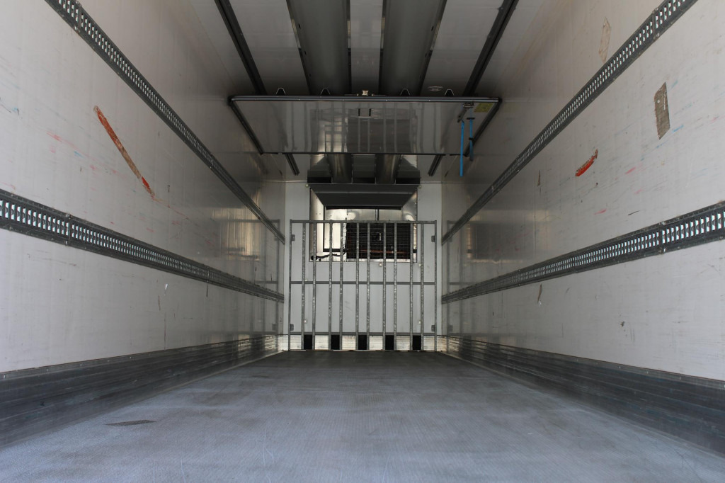 Chereau Thermo King SLXi 200 Aluboden FRC 06 2026 - Semi-remorque frigorifique: photos 3 Chereau Thermo King SLXi 200 Aluboden FRC 06 2026 - Semi-remorque frigorifique: photos 3
