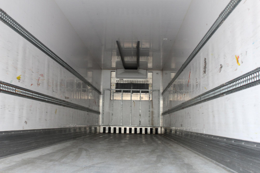 Lamberet CV 1550 Aluboden SAF LBW Rolltor FRC - Semi-remorque frigorifique: photos 3 Lamberet CV 1550 Aluboden SAF LBW Rolltor FRC - Semi-remorque frigorifique: photos 3