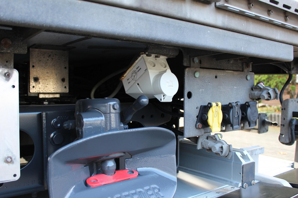 Mercedes-Benz Actros 1830 E6 TK T-1200R Multi Bi-Temp LBW AHK - Camion frigorifique: photos 5 Mercedes-Benz Actros 1830 E6 TK T-1200R Multi Bi-Temp LBW AHK - Camion frigorifique: photos 5