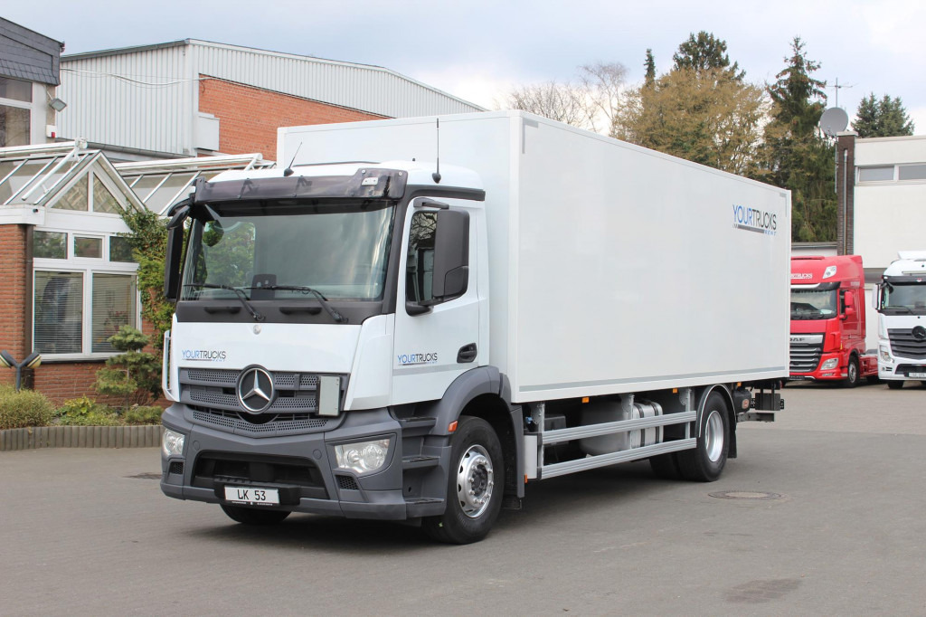Mercedes-Benz Antos 1830 E6 Koffer 7,7m LBW S.Tür ACC LDW - Camion fourgon: photos 1 Mercedes-Benz Antos 1830 E6 Koffer 7,7m LBW S.Tür ACC LDW - Camion fourgon: photos 1