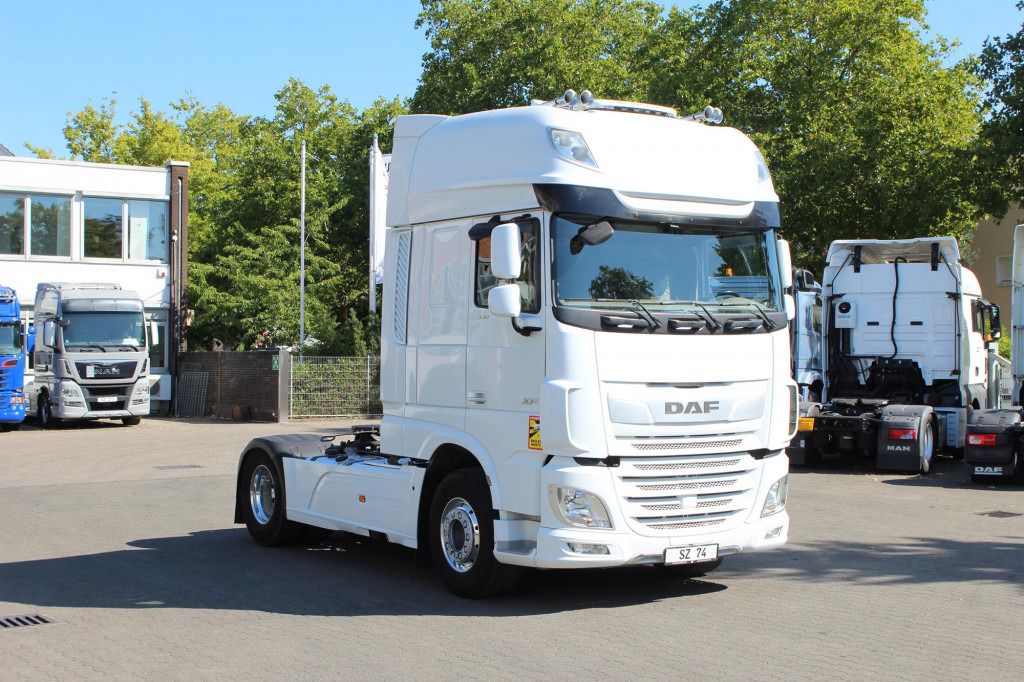 Tracteur routier Daf 530 SSC Retarder Kühlbox 2 Tanks Standklima: photos 9 Tracteur routier Daf 530 SSC Retarder Kühlbox 2 Tanks Standklima: photos 9