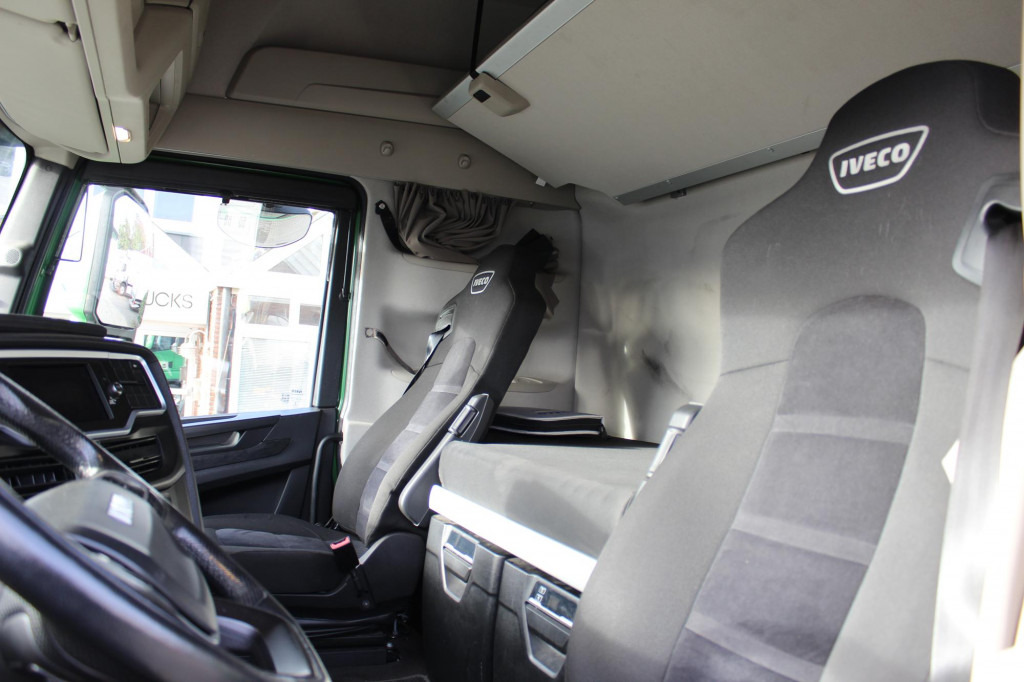 Iveco S-Way 510 Retarder Alufelgen Navi 2 x Kühlbox - Tracteur routier: photos 5 Iveco S-Way 510 Retarder Alufelgen Navi 2 x Kühlbox - Tracteur routier: photos 5