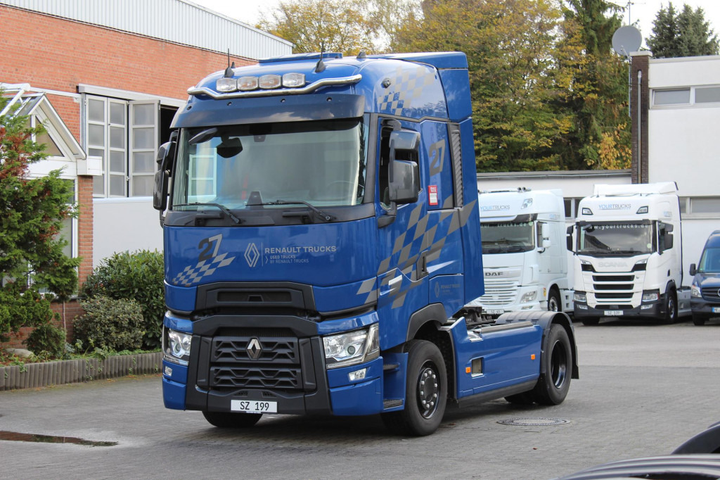 Renault T 520 E6 High  2Tanks Kühlbox Leder 2 Betten - Tracteur routier: photos 1 Renault T 520 E6 High  2Tanks Kühlbox Leder 2 Betten - Tracteur routier: photos 1