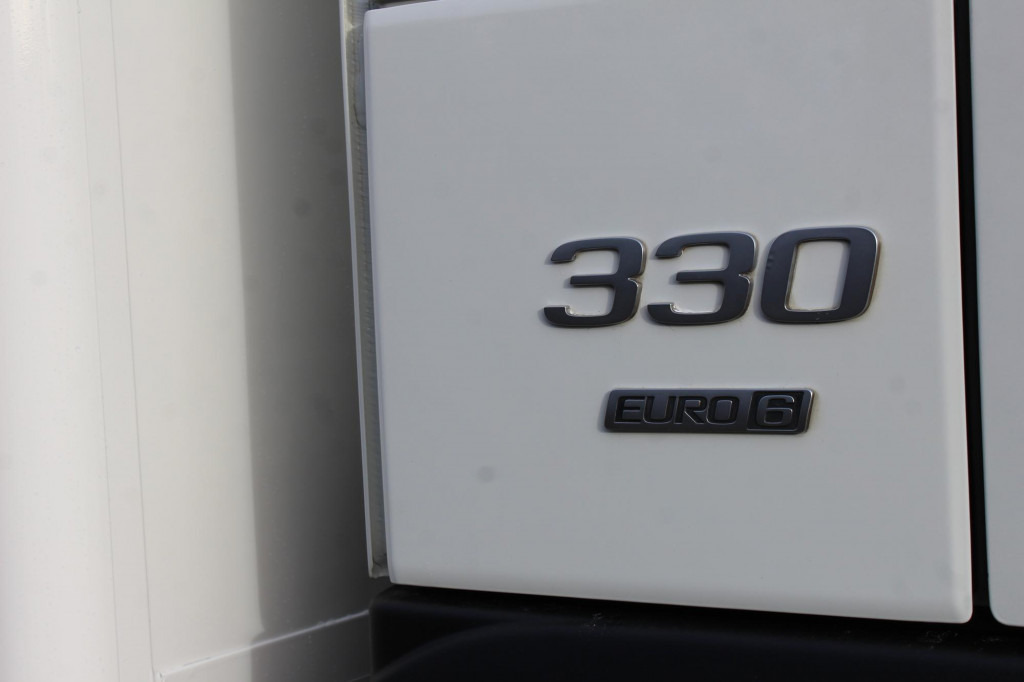 Volvo FM 330 E6 Koffer 7,8m Klima LBW Liftachse - Camion fourgon: photos 4 Volvo FM 330 E6 Koffer 7,8m Klima LBW Liftachse - Camion fourgon: photos 4