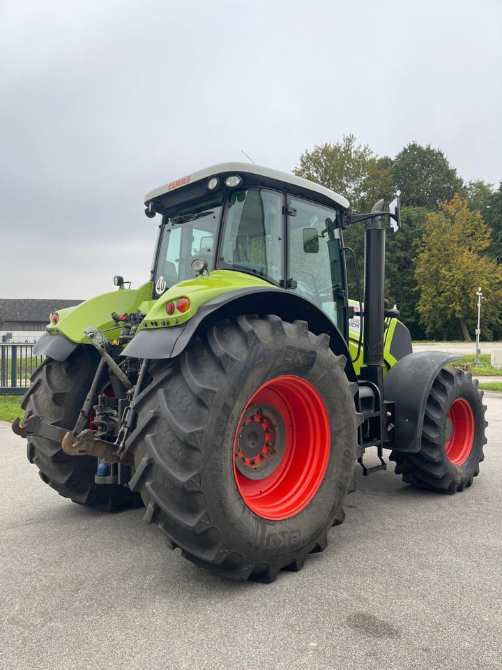 CLAAS Axion 840 CIS Hexashift - Tracteur agricole: photos 5 CLAAS Axion 840 CIS Hexashift - Tracteur agricole: photos 5