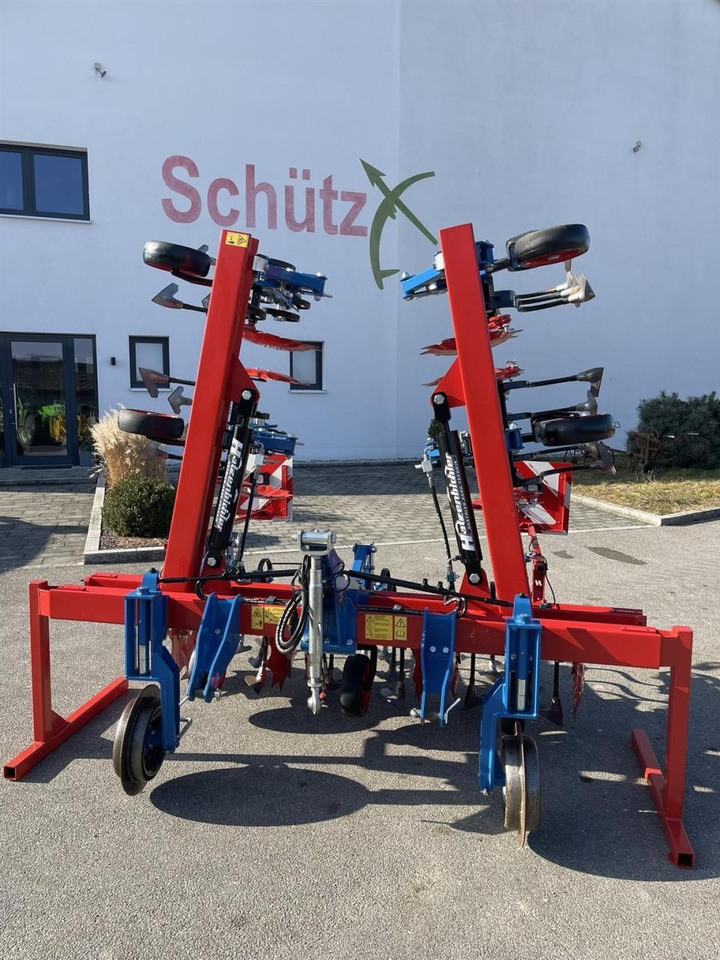 Hatzenbichler 6-reihiges Hackgerät, 75 cm Abstand, TOP Zustand - Outils du sol: photos 1 Hatzenbichler 6-reihiges Hackgerät, 75 cm Abstand, TOP Zustand - Outils du sol: photos 1