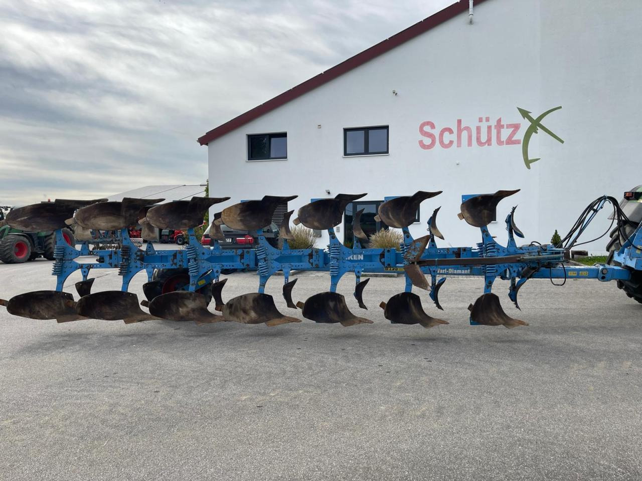 Lemken Vari Diamant 9X 6/7L100 7-Schar Lemken Packerarm Plough - Charrue: photos 1 Lemken Vari Diamant 9X 6/7L100 7-Schar Lemken Packerarm Plough - Charrue: photos 1